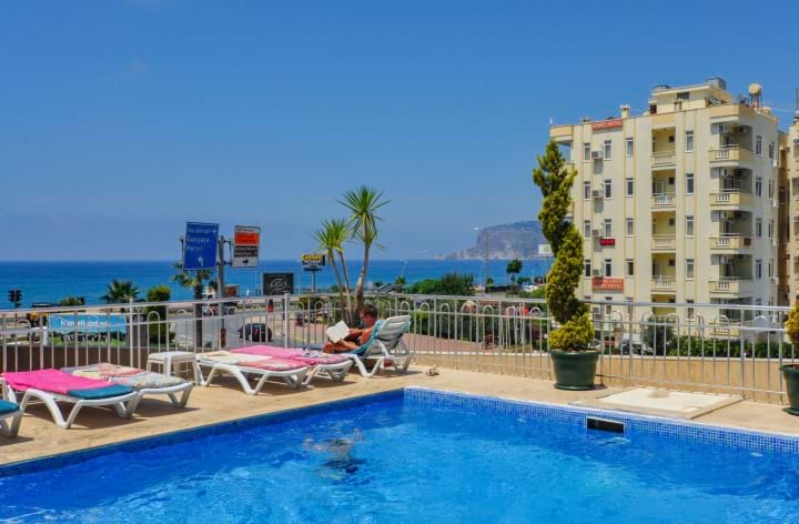 Image of Safran A40 Sea and Castle view