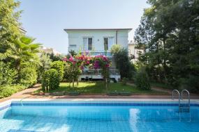 Image of Green Villa