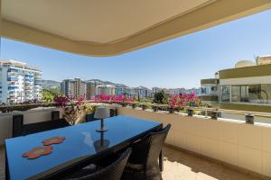 Image of Alkom 8 Mountain View