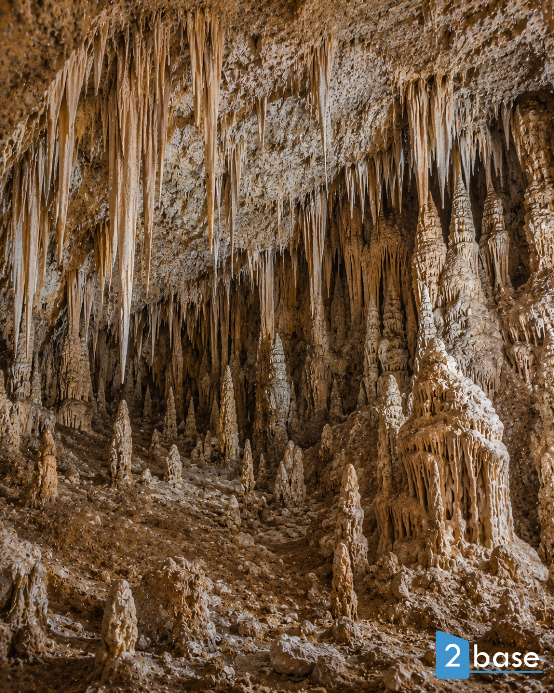 Alanya's Dim Cave biedt een prachtig natuurlijk spektakel van stalactieten en stalagmieten.